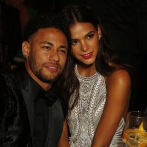 Bruna Marquezine relatou que Neymar notou sua mudança de comportamento: 'A gente sempre foi muito amigo e ele foi uma das poucas pessoas que teve a sensibilidade de perceber que algo estava fora do comum'