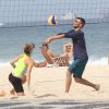 Fernanda Lima e Rodrigo Hilbert disputaram uma partida de vôlei na areia