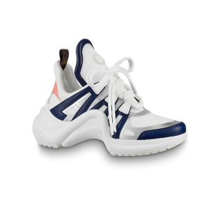 Bruna Marquezine usou chuncky sneakers da Louis Vuitton de R$ 4,1 mil