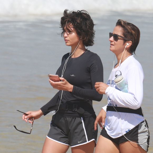 'Ser atriz não é fácil', declarou Nanda Costa