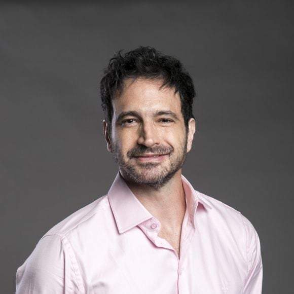 A visita de Roberval (Fabricio Boliveira) a Rochelle (Giovanna Lancellotti) revolta Edgar (Caco Ciocler) nos próximos capítulos da novela 'Segundo Sol': 'Veio buscar a surra que fiquei lhe devendo?'