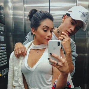 Kevinho desmaiou logo depois de ter tomado um banho pela primeira vez com a namorada, Flavia Pavanelli
