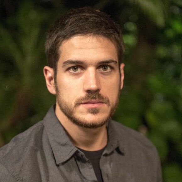 Marco Pigossi saiu da TV Globo após o fim de seu contrato com a emissora