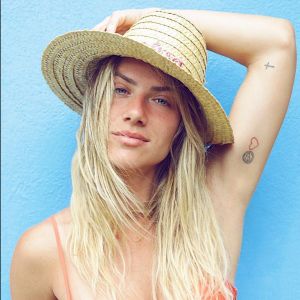 Giovanna Ewbank considera o pé desproporcional ao corpo: 'Uso 39 e tenho 1,66 m'