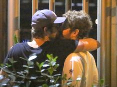 &#039;Relação de carinho com amigos&#039;, afirma Maurício Destri após beijo em Gil Coelho
