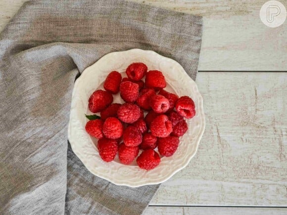 Os frutos vermelhos combatem os radicais livres, responsáveis pelo o envelhecimento da pele