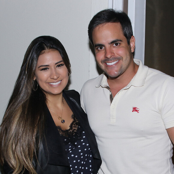 Simone é casada há cinco anos com o piloto Kaká Diniz