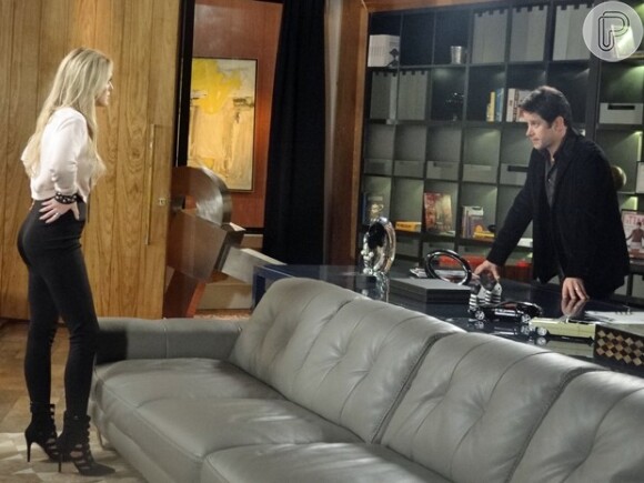 Megan (Isabelle Drummond) briga com Jonas (Murilo Benício) e decide sair de casa, em 'Geração Brasil'
