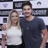 Nicolas Prattes leva a mãe,  Giselle, na pré-estréia do filme 'O Homem Perfeito', no Kinoplex Leblon, zona sul do Rio de Janeiro, na noite desta quarta-feira, 26 de setembro de 2018