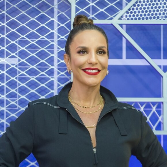 Ivete Sangalo falou sobre os primeiros dias após o nascimento das filhas