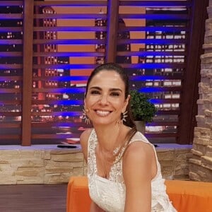 Luciana Gimenez assumiu que, agora, está começando a sair com outros homens