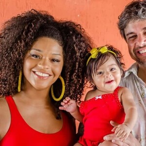 Juliana Alves celebrou 6 meses da filha, Yolanda, com festa de princesas negras