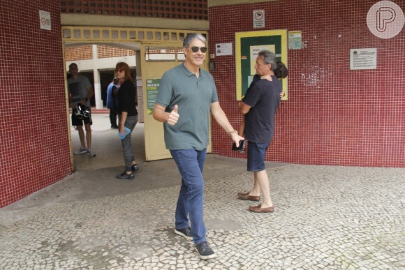 William Bonner votou em uma seção eleitoral do Rio neste domingo, 7 de outubro de 2018