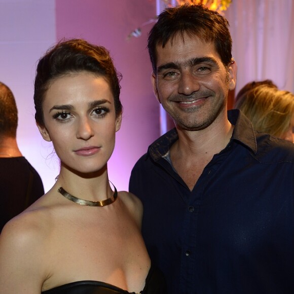 Priscila Steinman anuncia primeira gravidez e espera uma menina