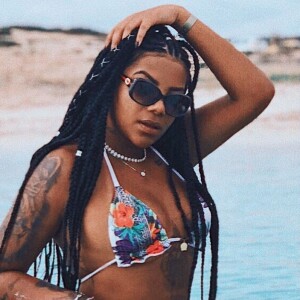 Ludmilla está em transição capilar