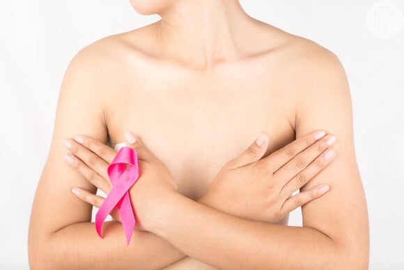 A reconstrução das mamas pode ser feita de várias formas: a mais comum é a prótese de silicone