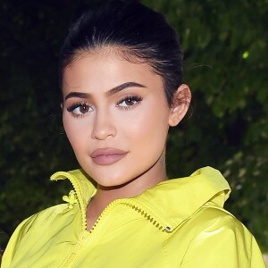 'Sou uma mulher jovem e não dependo de homens ou ninguém', acrescentou Kylie Jenner