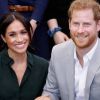 Meghan Markle e príncipe Harry anunciaram que esperam o primeiro filho