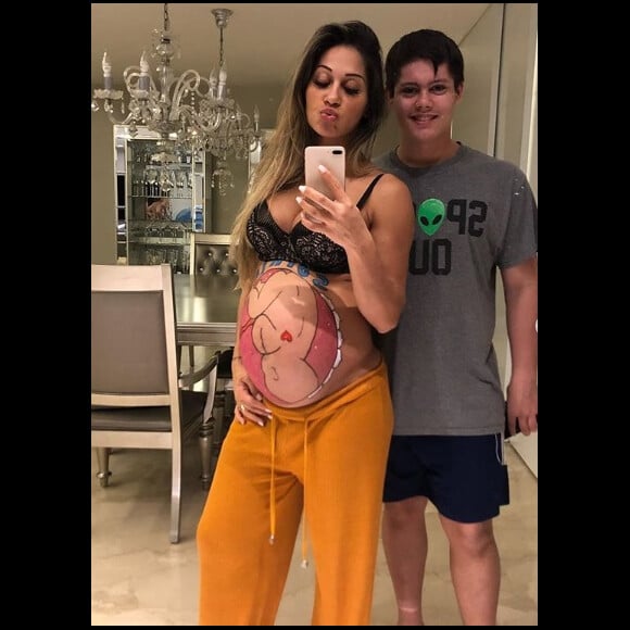 Mayra Cardi já é mãe de Lucas, de 18 anos