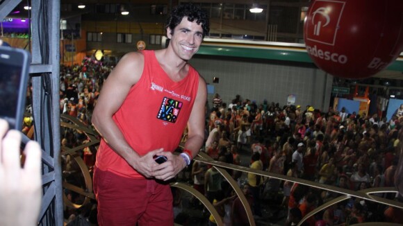 Reynaldo Gianecchini curte o primeiro Carnaval após tratamento contra câncer