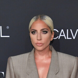 Aconteceu nesta segunda-feira (15 de outubro de 2018) o evento da 'Elle', Women in Hollywood que celebra as mulheres do cinema americano. Lady Gaga vestiu um terno oversized assinado por Marc Jacobs