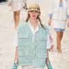 A Chanel apostou no modelo utilitário feito em tweed, um arraso!