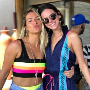 Os biquínis das famosas: veja os modelos que as celebs estão usando para entrar na tendência do verão 2019!