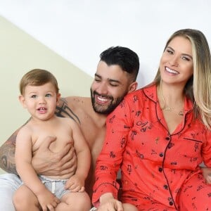 'Que lindo, mamãe! Com o chapéu do papai. Nossa, mas tá muito maravilhoso', disse Andressa Suita