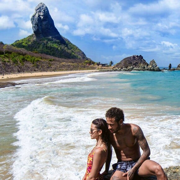 O fotógrafo Ariel Martini exibiu imagens da viagem de Bruna Marquezine e Neymar por Fernando de Noronha, em janeiro de 2018