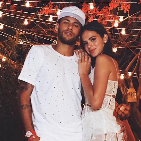 Revèillon em Fernando de Noronha de Bruna Marquezine foi na companhia de Neymar