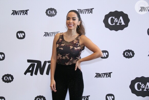 Anitta fala sobre o 'Clube da Anittinha': 'Nesse desenho, eu passo mensagens que acho importante, como perdoar os amigos, cuidar da natureza, alimentação...'