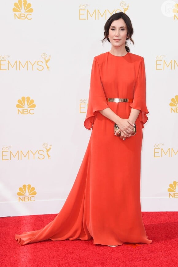 Sibel Kekilli marca presença no tapete vermelho do Emmy Awards 2014