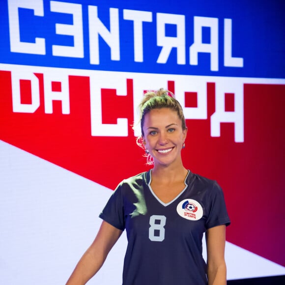 A jornalista Bárbara Coelho teria sido escolhido pela Globo como substituta de Fernanda Gentil