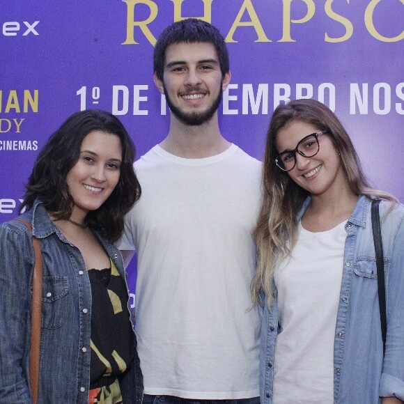 Vinícius Bonemer e a irmã Beatriz na pré-estreia do filme 'Bohemian Rhapsody', no Cine Roxy, em Copacabana, nesta quarta-feira, 31 de outubro de 2018