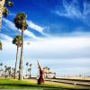 Thaila Ayala mostra elasticidade em dia de sol na Califórnia, EUA: 'Bagunça e travessura'