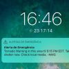 Paula Fernandes mostra alerta de tornado recebido no celular