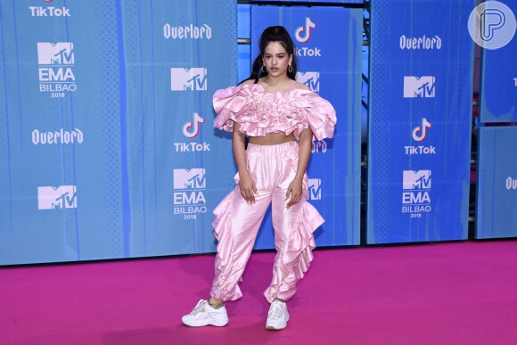 A cantora Rosalia usou conjunto da fashion desginer Maria Escote no Europe Music Awards 2018, realizado em Bilbau, na Espanha, neste domingo, 4 de novembro de 2018
