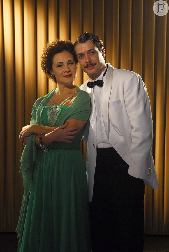 Fabio Assunção e Adriana Esteves protagonizaram a minissérie 'Dalva e Herivelto, uma canção de amor', que estreou em janeiro de 2010