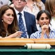 Uma revista britânica contou que Kate Middleton está planejando o chá de bebê de Meghan Markle 'com meses de antecedência'