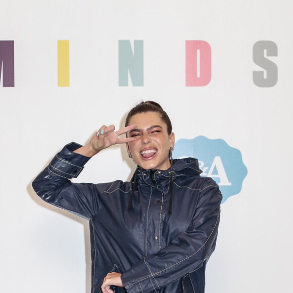 Evento Mindset, da C&A, rolou na última terça-feira, 6 de novembro de 2018. Capa de chuva em look utilitário de Mariana Goldfarb