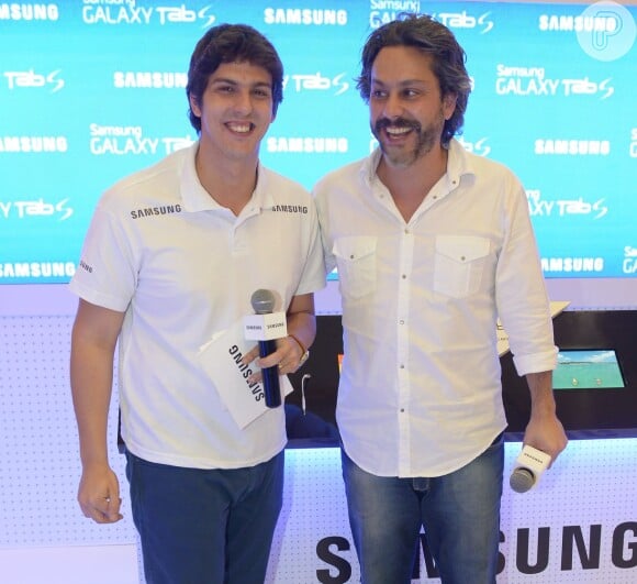 Alexandre Nero e Rafael Infante participam de evento da marca Samsung, no shopping Eldourado, em São Paulo