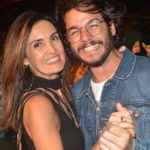 Fátima Bernardes e Túlio Gadêlha estão de férias na Europa