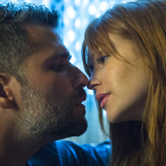 Laura (Yanna Lavigne) vai se interessar em separar Luz (Marina Ruy Barbosa) e Gabriel (Bruno Gagliasso) nos próximos capítulos da novela 'O Sétimo Guardião'