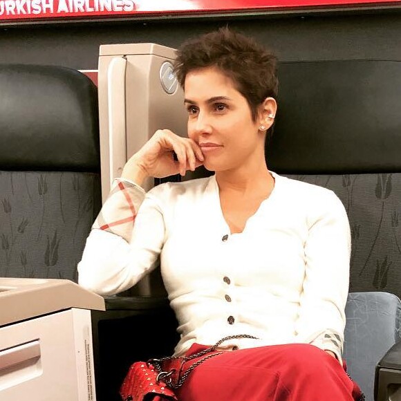 Deborah Secco está de férias da TV desde o fim das gravações da novela 'Segundo Sol'