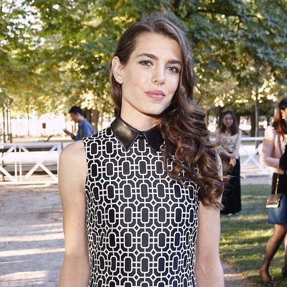 A princesa de Mônaco Charlotte Casiraghi foi apontada como affair de Brad Pitt em novembro de 2017. Ela negou o suposto envolvimento com o ator