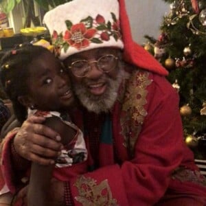 'O Natal mais especial da minha vida. Muita paz e tranquilidade entre os meus. Pela primeira vez minha filha não chorou de medo do Papai Noel e, sim, porque ele teve que ir embora com suas Renas... ', disse Gagliasso