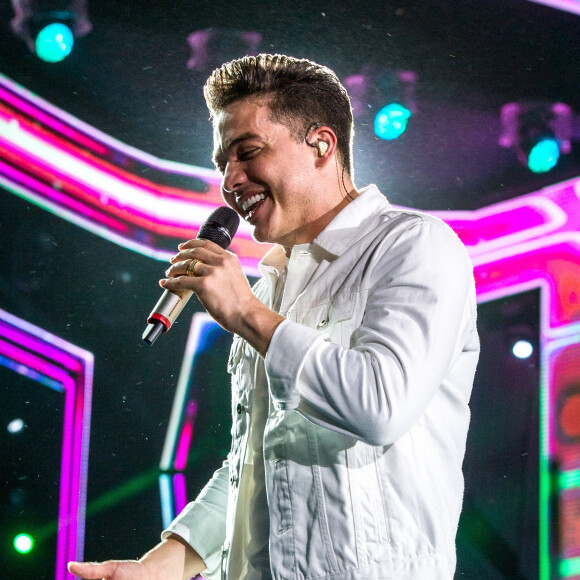 Wesley Safadão acompanha o que acontece no mundo da moda