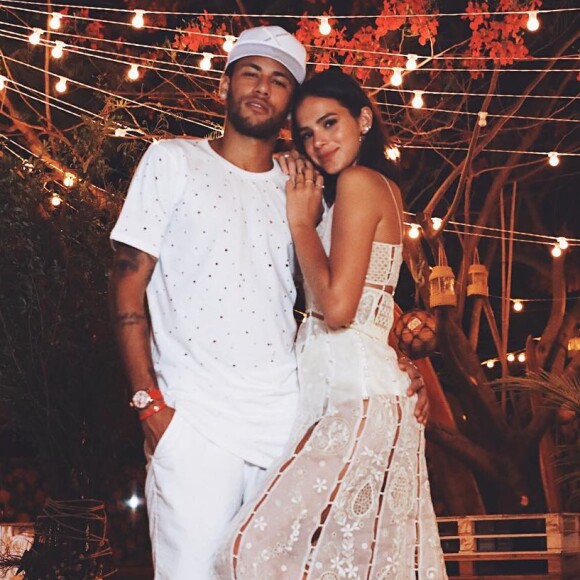 Neymar e Bruna Marquezine romperam em outubro de 2018