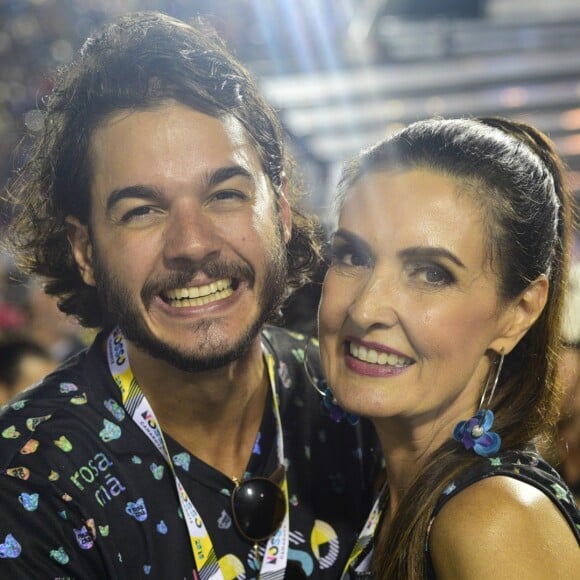 Fátima Bernardes e Túlio Gadêlha moram longe um do outro, mas sempre que podem estão juntos