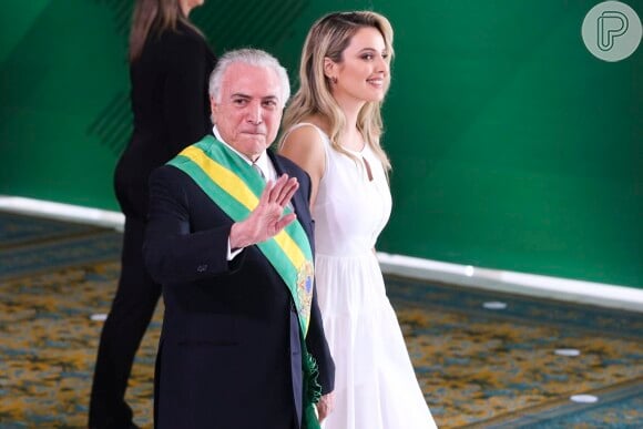 Marcela Temer usou um vestido branco para a posse de Jair Bolsonaro